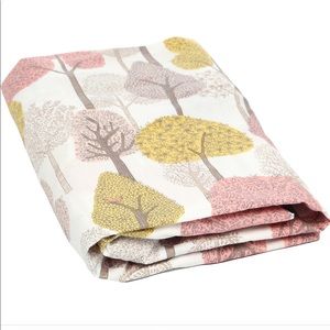 [Dwell Studio] Fitted Crib Sheet in Treetops Print